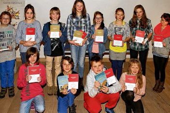 Foto der Teilnehmer des Vorlese-Kreisentscheids