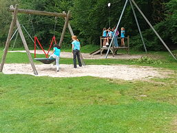 Das Foto zeigt eine Szene von der Klassenfahrt der 6a 2024/25 nach Bad Zwischenahn.