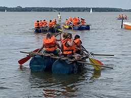 Das Foto zeigt eine Szene von der Klassenfahrt der 6a 2024/25 nach Bad Zwischenahn.