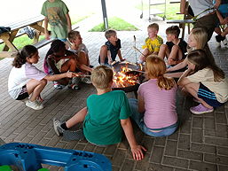 Das Foto zeigt eine Szene von der Klassenfahrt der 6a 2024/25 nach Bad Zwischenahn.