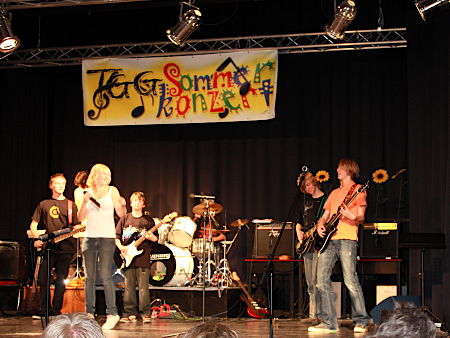 Miss Juicy Fruit & The Bubble  Gums beim Sommerkonzert 2009