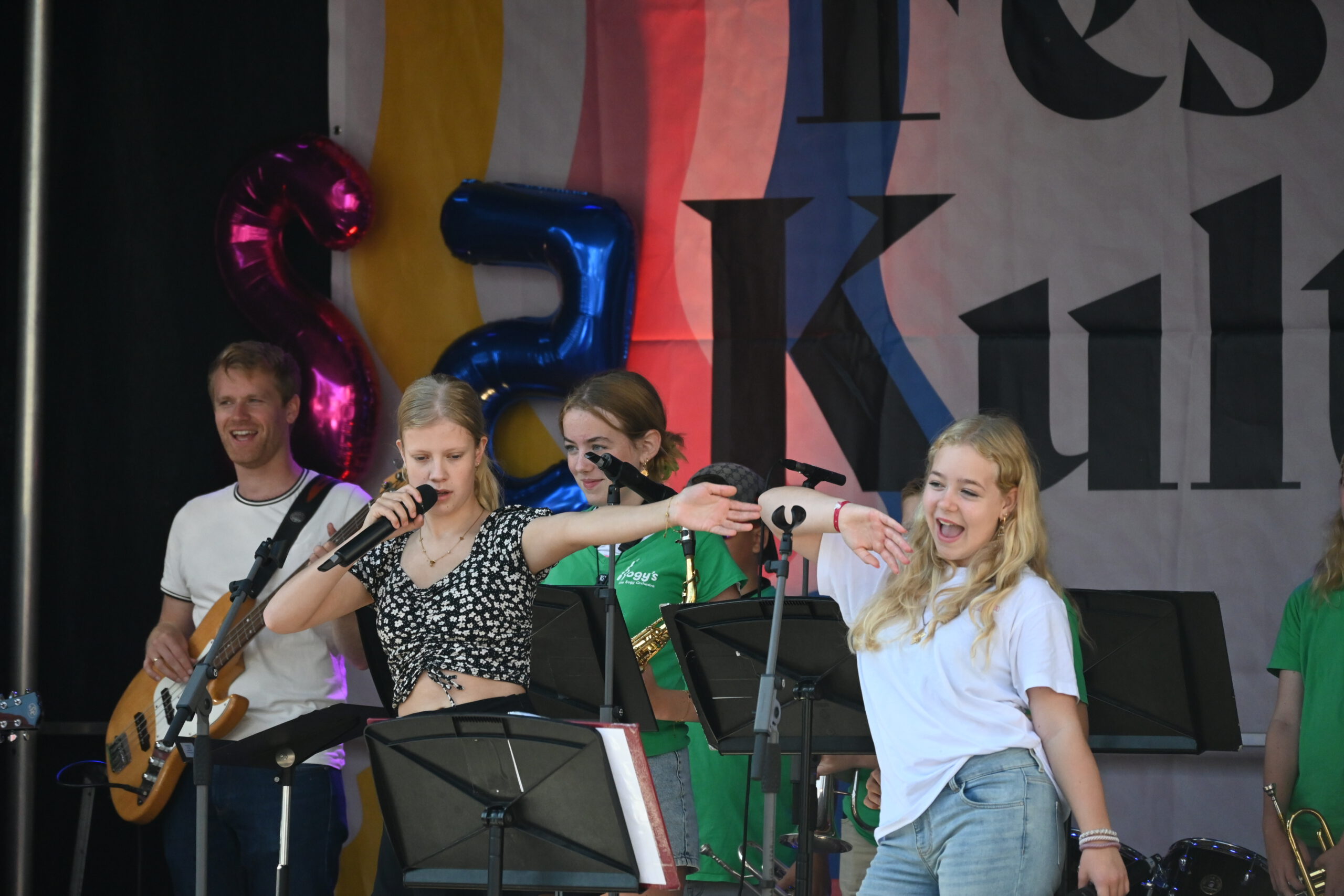 TGG-Bläserklassen und „Bogy’s“ aus Sneek beim Fest der Kulturen 2025